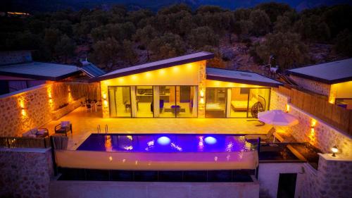 Villa Selim - 1 Bed Honeymoon Villa with jacuzzi in Kalkan