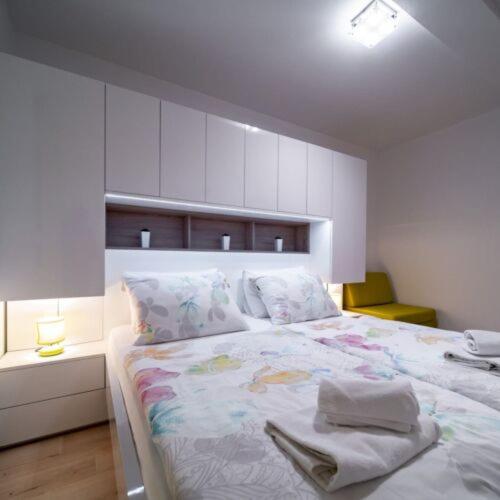Apartments Arbis