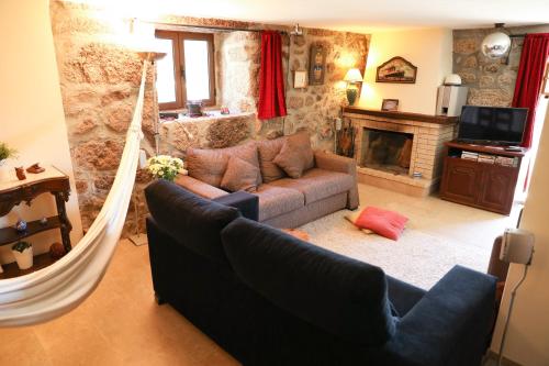 Casa das Lages in คารามูโล