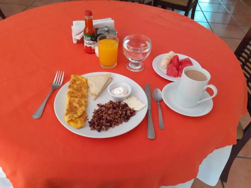 Hotel Brandts Los Robles de San Juan - 식음료(F&B)