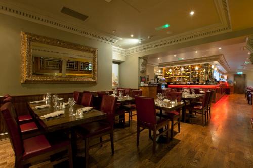 Harcourt Hotel - image 14