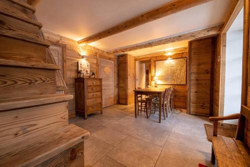 Entrance, Chalet Le Plaigny - golf de Meribel in Morel
