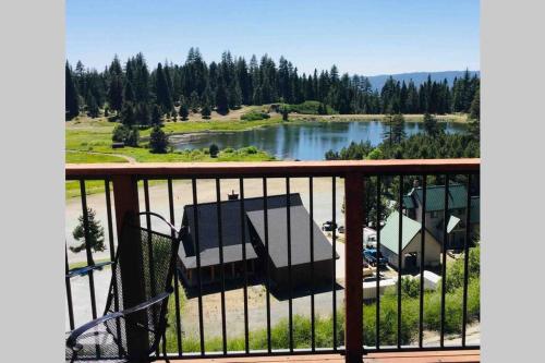 Erkély/terasz, High Sierra Retreat with a view of Pinecrest lake in Sonora (Kalifornia)