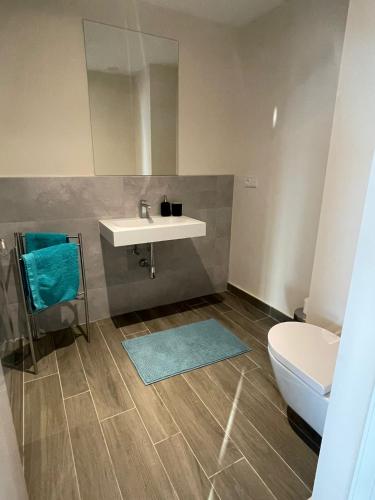 Three-Bedroom Apartment image 9