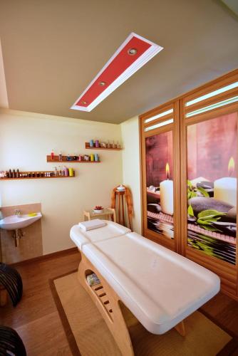 Hotel Evilion Sea And Sun