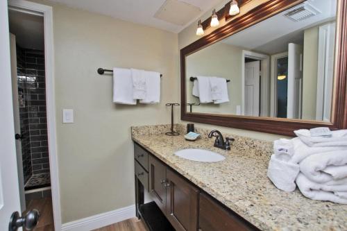 Edgewater 41 by Youngs Suncoast - image 10