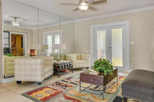 4BR Tropical Paradise Pool Golf Resort