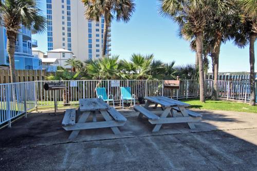 The Landing by Youngs Suncoast - image 11