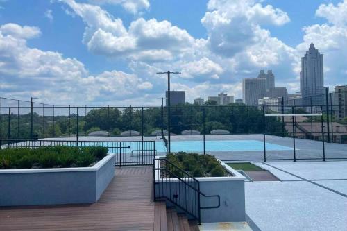 Midtown Beautiful Luxury apartment