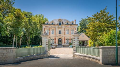 Appartement du Château de la Caillerie - Pension de famille - Avoine