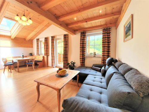 Grubhof Appartements in เอลล์เมา