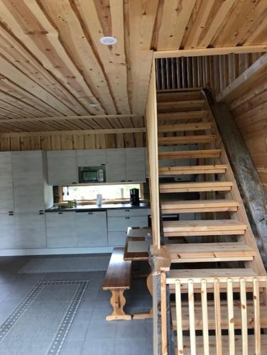 Kojamopirtit in Akaslompolo