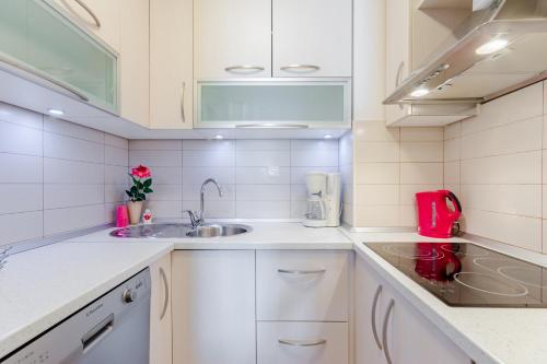 Mountain View Apartment - image 3