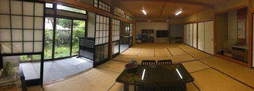 Japanese-Style room for 8 people
