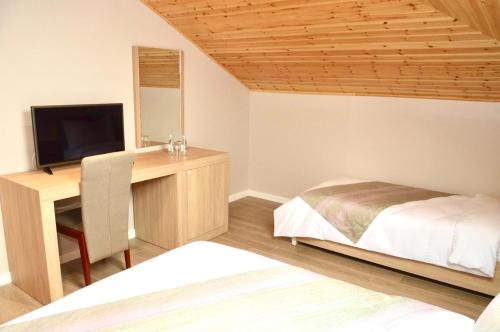 Alis Hotel - image 8