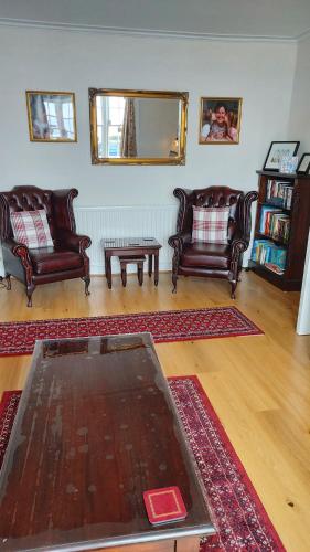 The Redcliff 1