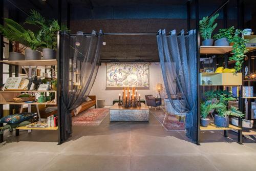 Ninetynine Hotel Amsterdam Airport