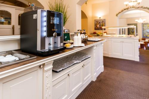 Spa Hotel Anglicky Dvur - image 4