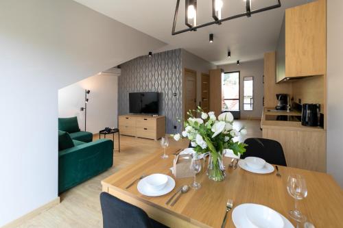 One-Bedroom Apartment image 10