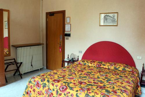 Hotel Italia - image 11