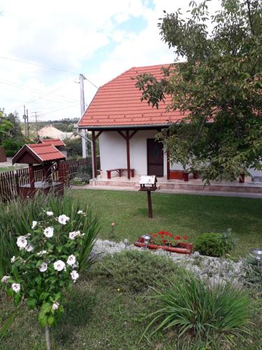  Mátyásmadár Vendégház, Pension in Tard