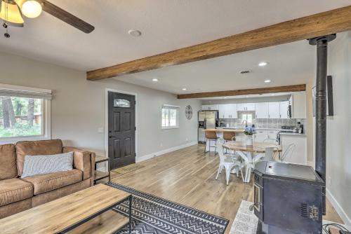 Stylish Show Low Retreat Near Lakes and Trails! - image 4