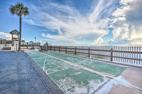 Studio Condo on Daytona Beach with Resort Pools - image 12