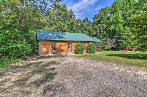 Heavenly Heber Springs Hideaway Fish and Hike!