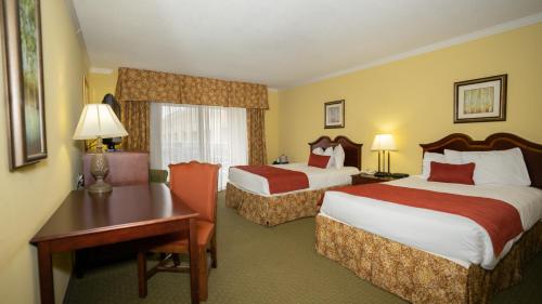 Clarion Hotel & Suites Convention Center Fredericksburg