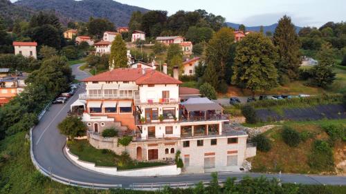Viesnīcas āriene, Hotel Panoramico SPA lago d'Orta Only Adults in Madonna Del Sasso