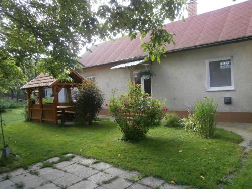 Csikász Vendégház - image 10