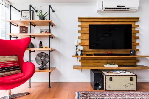 Alto Retro : New York Inspired Urban Loft Greenbelt Makati