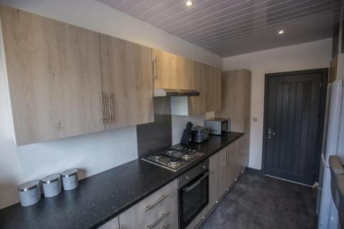 Waterfront luxury apartment in Кінгхорн