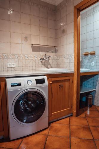 Four-Bedroom House image 7