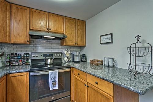 Pocono Lake House Near Skiing and Kalahari Resort! - image 14
