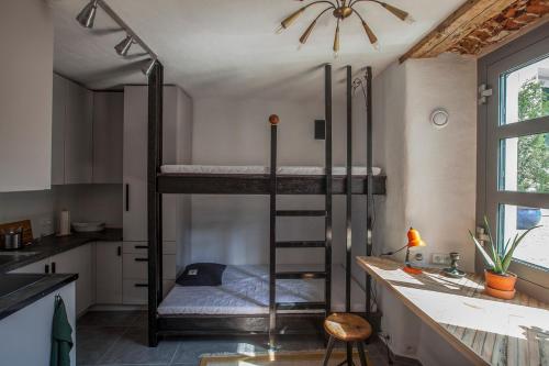 2 double beds