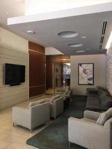 Global Luxury Suites Austin Downtown - image 5