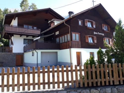 Haus Tannegg 2832897 Pettneu