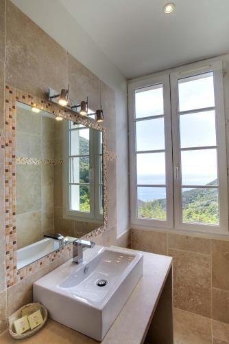 Foto - Hôtel Restaurant la Corniche