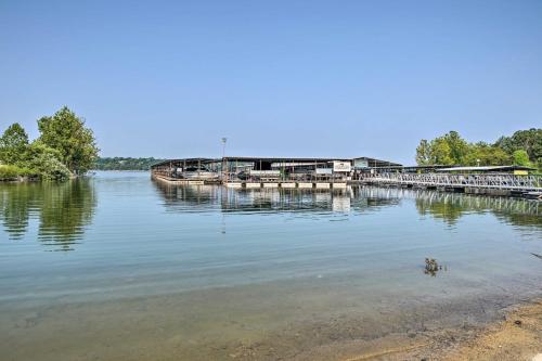 Updated Cabin with Direct Lake Access and Pool!