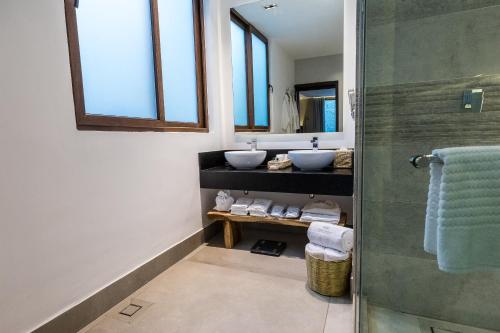 316644507 Casa Naila Hotel Boutique