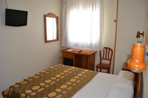 Single Room with Parking included