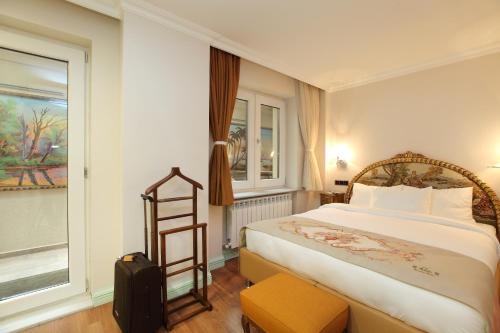 Lir Residence Suites - image 11