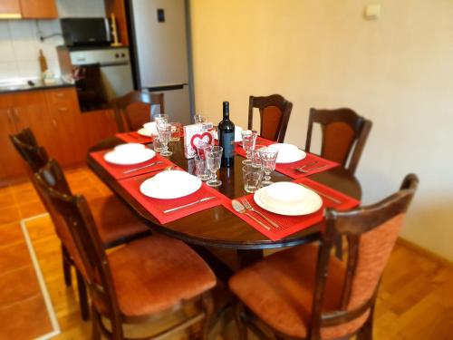 Jasmine appart Metro station, 2BDR, FREE Parking, Sofia
