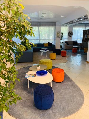 Hotel Majestic - image 9