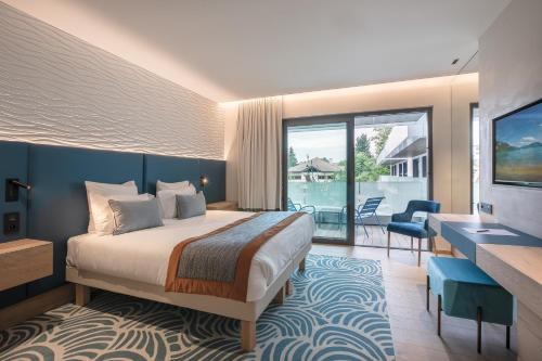 1 queen bed