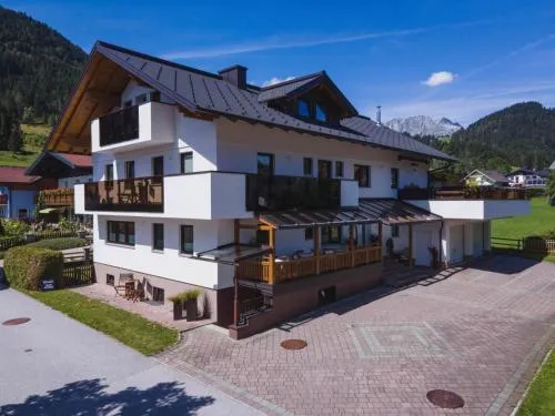 Ferienwohnung Maria Gstatter in Sankt Martin am Tennengebirge, Österreich