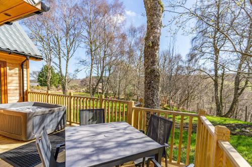 Balcony/terrace, Thistle Lodge 18 with Hot Tub in Beauly