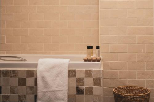 Old Ship Inn Hackney - image 11