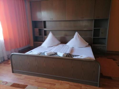 Standard Double Room with Shared Bathroom